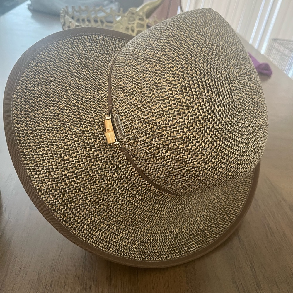 Brown Wide-Brimmed Sun Hat with Relaxed Floppy Brim